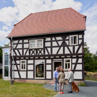 Außenansicht des Fachwerk Musterhaus